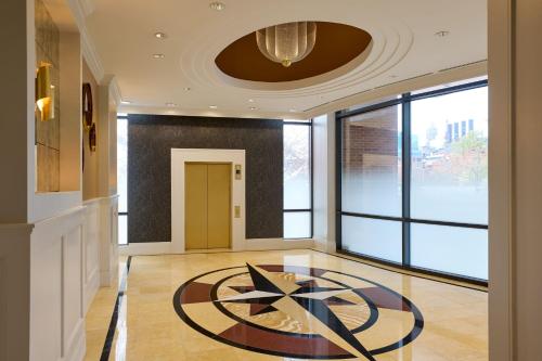 Baltimore Marriott Waterfront Image