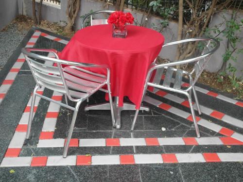 Φωτογραφία από το άλμπουμ του Red Square Home στην Πρετόρια