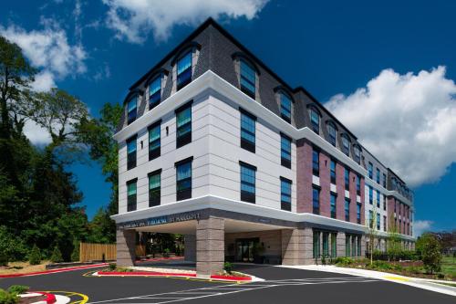an office building with a blue sky in the background at Fairfield by Marriott Inn & Suites Annapolis in Annapolis