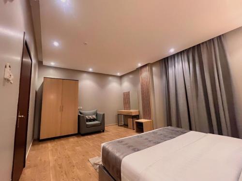 Katil atau katil-katil dalam bilik di السعادة سويت - الملز الرياض Saada Suites Serviced Apartments