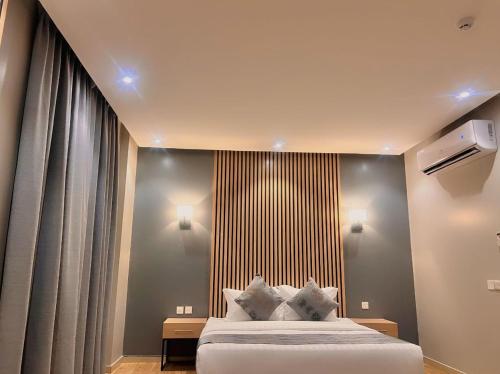 Katil atau katil-katil dalam bilik di السعادة سويت - الملز الرياض Saada Suites Serviced Apartments