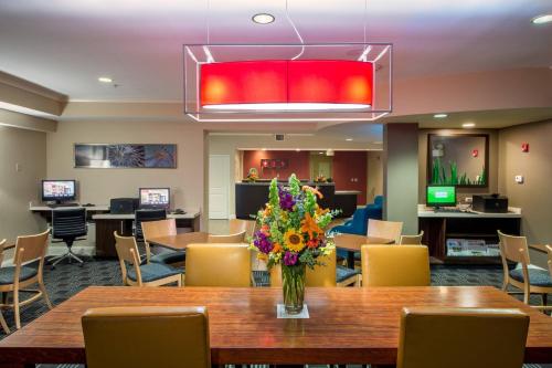 TownePlace Suites by Marriott Baltimore BWI Airport Image