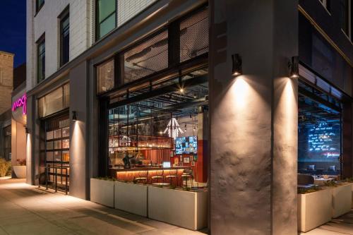 Gallery image of Moxy Oakland Uptown in Oakland