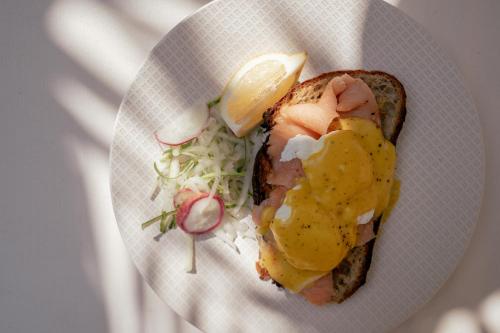 Φαγητό σε αυτό το θέρετρο ή κάπου εκεί κοντά