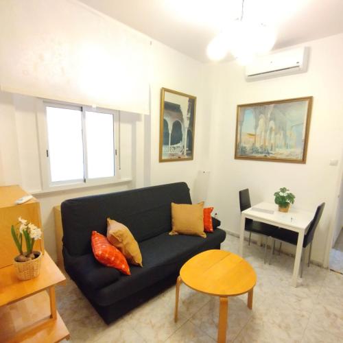 Fotografie z fotogalerie ubytování Piso en el casco antiguo con patio privado v destinaci Seville