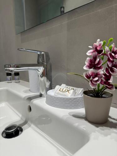 Cozy Suite Ampelokipi