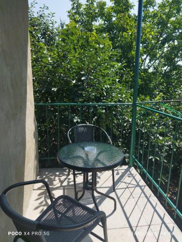 Un balcón o terraza en Nia