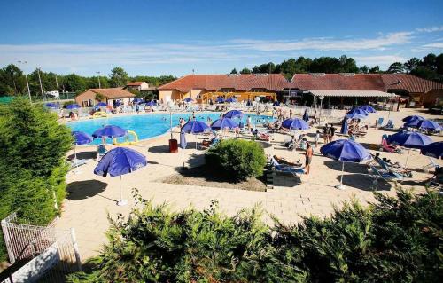Jolie maisonnette dans village vacances Soustons plage