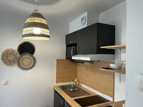 Kuchyň nebo kuchyňský kout v ubytování residence prisee 30 m plage