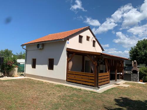 Holiday Home Ivko, only 300m from the Beach
