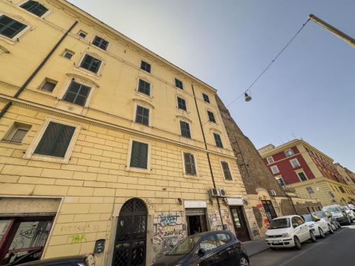 Bright and Lovely Apartment in San Lorenzo