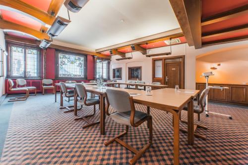 Gambar di galeri bagi AKZENT Hotel Berg's Alte Bauernschänke- Wellness und Wein di Rüdesheim am Rhein