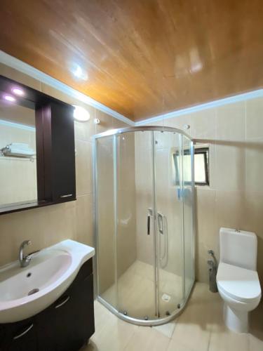 Ванная комната в Medusa House Butik Hotel