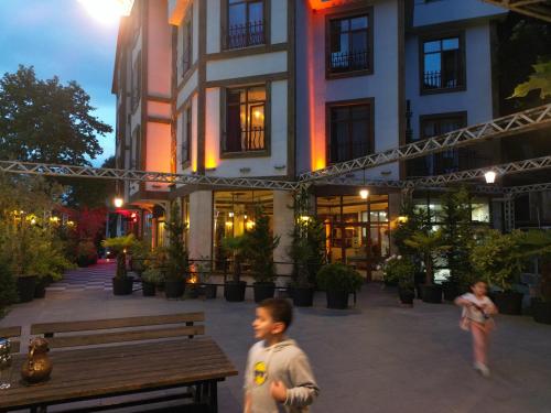Φωτογραφία από το άλμπουμ του Mersu A'la Konak Otel σε Sapanca