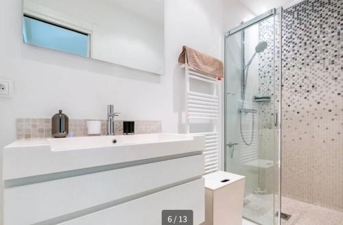 Koupelna v ubytování La Napoule plage et vue mer