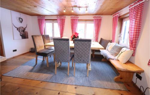 Posedenie v ubytovaní Großes Ferienhaus Dalaas