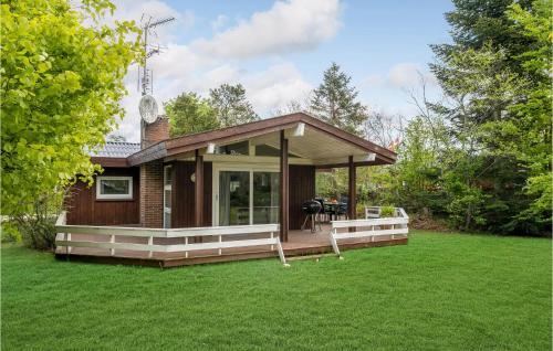 Κήπος έξω από το 2 Bedroom Cozy Home In Gilleleje