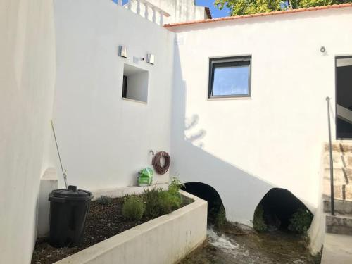 Το κτήριο όπου στεγάζεται  το διαμέρισμα