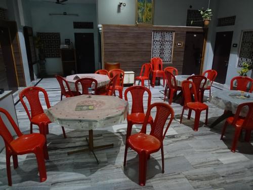 Gallery image of Teerth Guest House in Varanasi