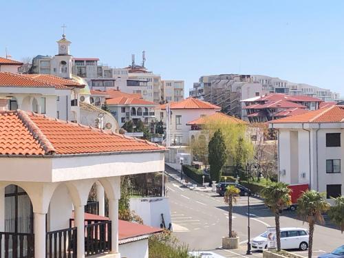 Η γειτονιά γύρω από ή μία γειτονιά κοντά σε αυτό το διαμέρισμα