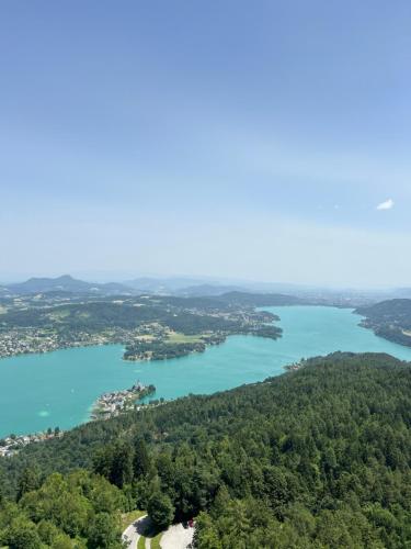 Gallery image of Seerestaurant & Suiten Hayat in Steindorf am Ossiacher See
