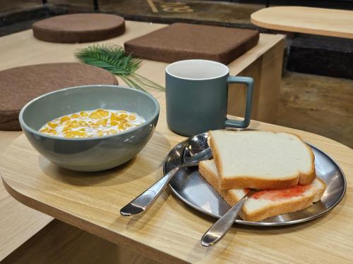 Travel Light Hostelで提供されている朝食