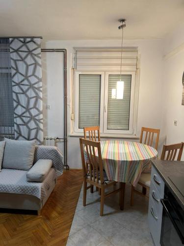 Apartmani DENI