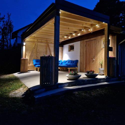 Bellevue wooden apartment