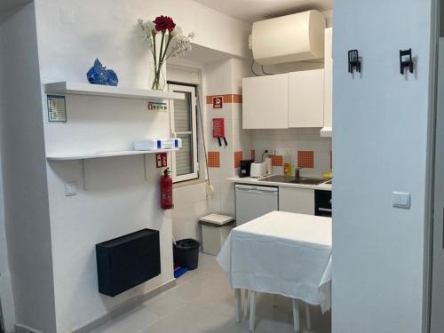 LISBON'S COZY HOUSE