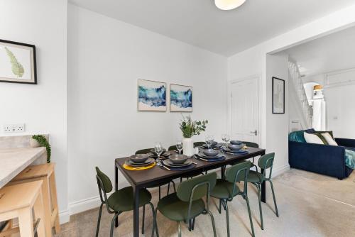 Gallery image of Sleek and Stylish Abode - Parking in Bristol