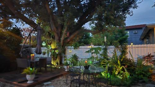 Suite Life at Chez Mercedes photo 24