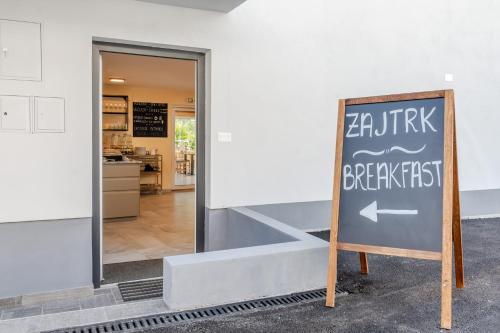 Πιστοποιητικό, βραβείο, πινακίδα ή έγγραφο που προβάλλεται στο Penzion Hosnar, apartma Time Out