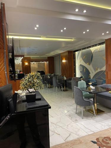 Posezení v ubytování El Mesaadya Hotel فندق المساعدية