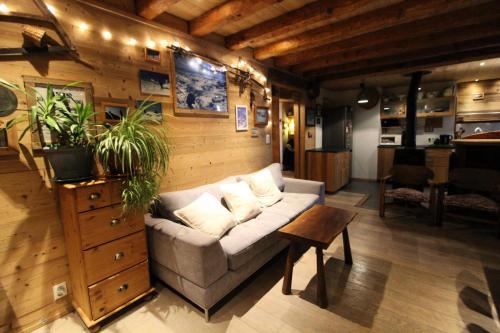 Chalet Bobech - Chalet traditionnel décor bois, très chaleureux et convivial. MAE-3379