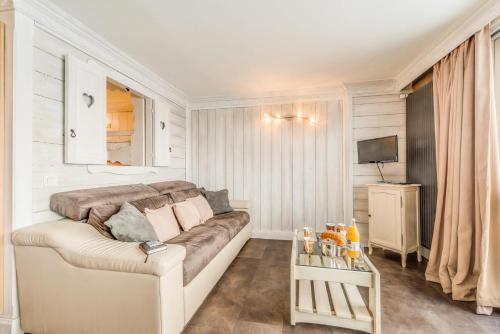 Résidence Palafour - Elégant studio 4 - rénové - confortable - balcon - vue Grande Sassière MAE-3690