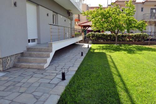 Gallery image of Thea Home in Néa Karváli