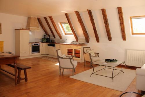 Gîte de La Devèze - salle de cinéma privée - accueil chevaux