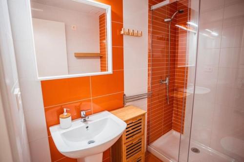 a bathroom with a sink and a shower at Ondas do Mar Boutique Stays - Portonovo 1 in Portonovo