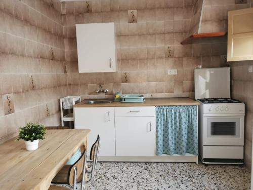 Η κουζίνα ή μικρή κουζίνα στο Casa Rural La Barranca