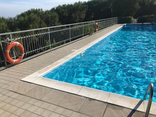 Φωτογραφία από το άλμπουμ του Vista mare piscina e servizio navetta σε Bergeggi