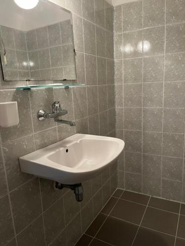 A bathroom at Paunovi Guest House