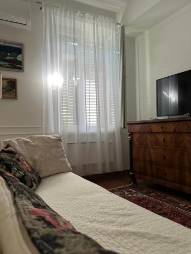 Sweet Spot Apartment walking distance to Diocletian's Palace