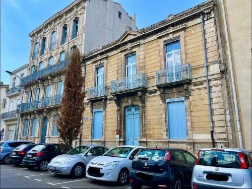Appartement du Forum,La gare, 50 m2 , Climatisation, Garage, Cour