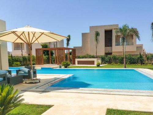 Billede fra billedgalleriet på Hacienda Bay Villa with private pool i El-Alamein