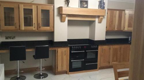 Gallery image of Paddys Cottage in Teach Munna