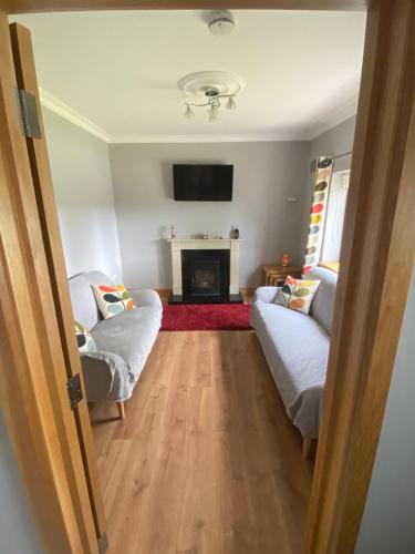 Gallery image of Paddys Cottage in Teach Munna