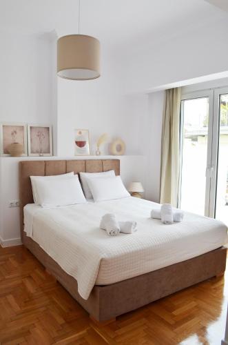 Apartment with terrace in a romantic alley, Plaka