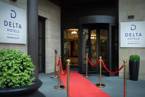 a red carpet in front of a hotel at Delta Hotels by Marriott Liverpool City Centre in Liverpool