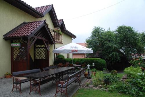 Vonkajšia záhrada v ubytovaní Galant Hotel