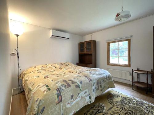 Giường trong phòng chung tại 2 person holiday home in NORRKÖPING